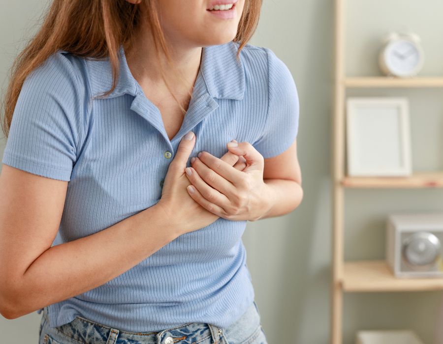 6 signs of heart attack a month before